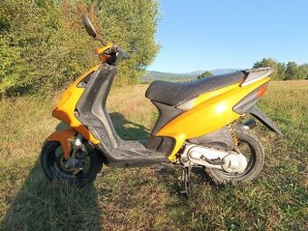 Skúter Piaggio nrg