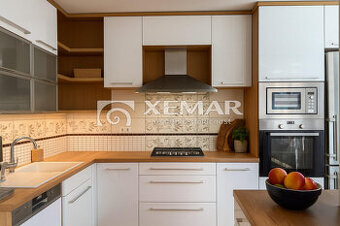 Predaj 4 izbový byt Banská Bystrica, centrum