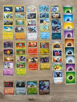 50 originál kartičiek pokémon - balíček 1