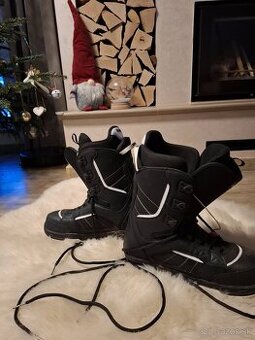 Topanky burton 44 veľkosť