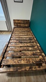 Masívna postel 90x200cm