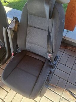 Sedačky Audi A4 B7.