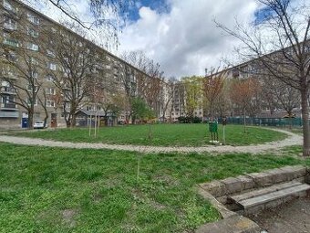 TRNAVSKÉ Mýto - 4 iz. byt  113 m2,  samostatná garáž