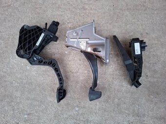 Palubovka VW Passat B6