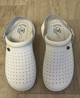 Zdravotná biela kožená obuv Santé č. 41