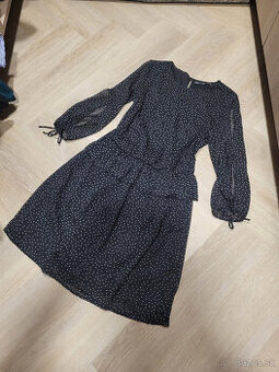 NOVÉ šaty s rozparkovým rukávom