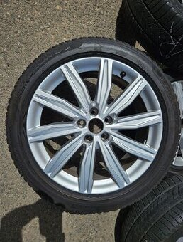 Alu kola Audi A6 S6 C8 19" + pneu Pirelli