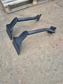 Držiaky blatníkov Zetor Forterra