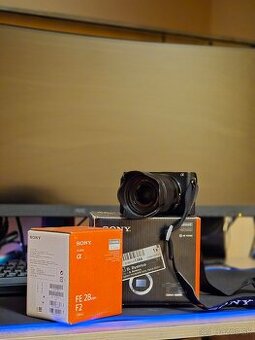 Sony A6300 + Sony FE 28mm F2.0