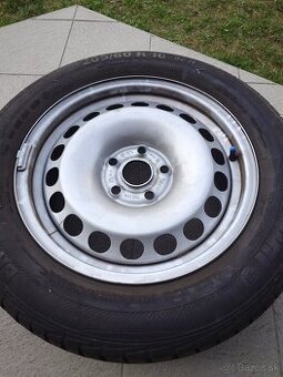 205/60 R16 92H letna Barum