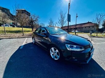 VW Jetta 1.2 TSI 77 kW