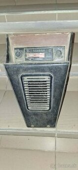 Stredový panel s rádiom Škoda 120