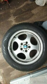 Zimné pneu na elektronoch z BMW X3