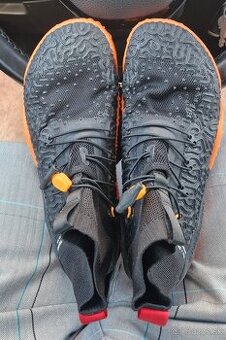 Vivobarefoot
