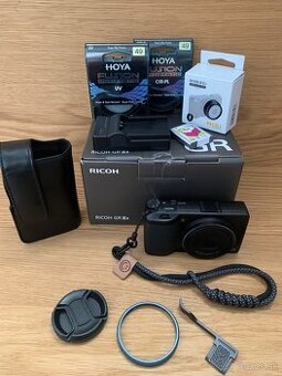 Ricoh GRIIIx