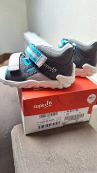 Nové kožené sandalky sandale superfit 22