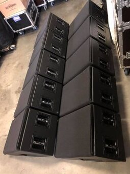 Meyer Sound UM100 P wide stage monitor