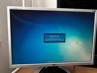 Na predaj: 2x LCD monitory – LG Flatron L194WS a Samsung Syn
