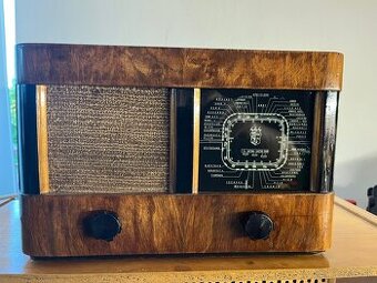 Uvoľním zo zbierky Rádio Tungsram 444