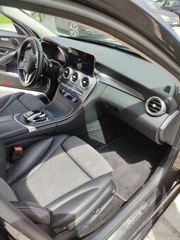 2020 MERCEDES COMBI C200D