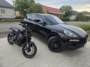 Porsche cayenne 2016