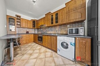 Prenájom 3-izbového bytu s parkovacím státím v podzemnej gar