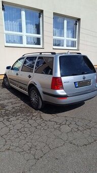 Wolcvgen golf 4