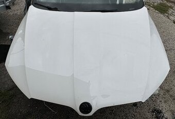 Škoda Octavia 3 predná kapota