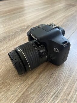 Canon 2000D + 2 objektívy