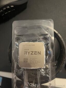 AMD RYZEN 5 3600