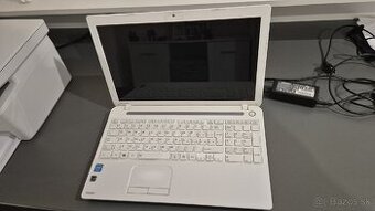 Notebook toshiba C55 biely