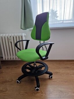 ☝Detská rastúca stolička Neoseat KINDER čierna / zelená