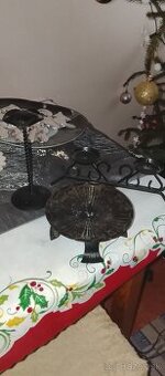 Ponúkam na predaj svietniky a čutorku.