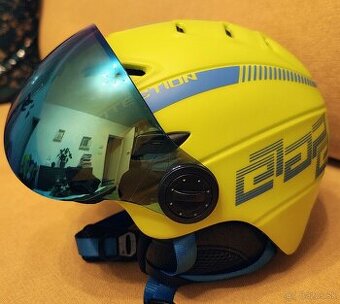 Detská lyžiarska prilba 53-55 cm s okuliarmi