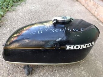 Honda CB 250,350? benzínová nádrž s kohútom a uzáverom