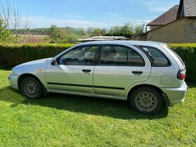 Nissan almera