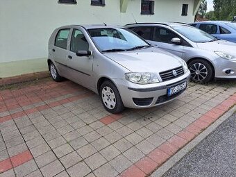 Predam fiat punto 1.2 benzin 158000km nova stk ek