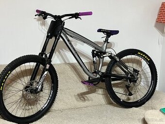 Trek Remedy 7 downhill