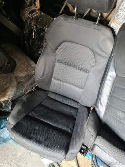 Látkové sedačky Audi a6 4f