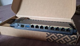 Mikrotik RB5009UG+S+IN