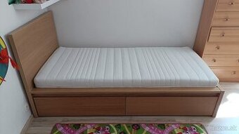 Posteľ IKEA MALM 90x200 so šuplíkmi – super stav