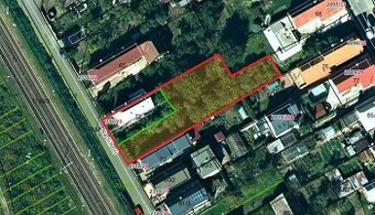 REZERVOVANÉ - Pozemok so starším rodinným domom v Košiciach