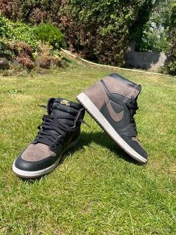 Air Jordan 1 High OG “Palomino”