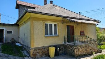 Füzérkomlós - 3 izbový dom vhodný aj na trvalé bývanie