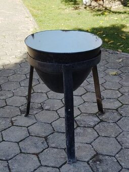 záhradný kvetináč