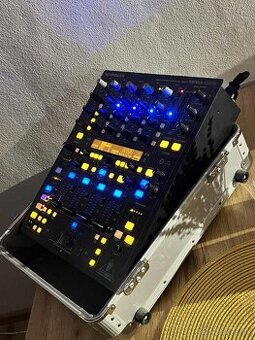 Behringer Digital DJ MIXER DDM4000