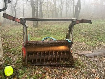 lesná mulčovacia fréza