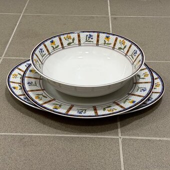 Set servírovacích tanierov