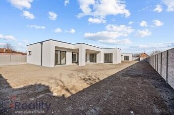 Moderný štvorizbový samostatne stojaci rodinný dom na predaj