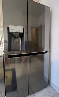 Americká chladnička LG GSJ960PZBZ